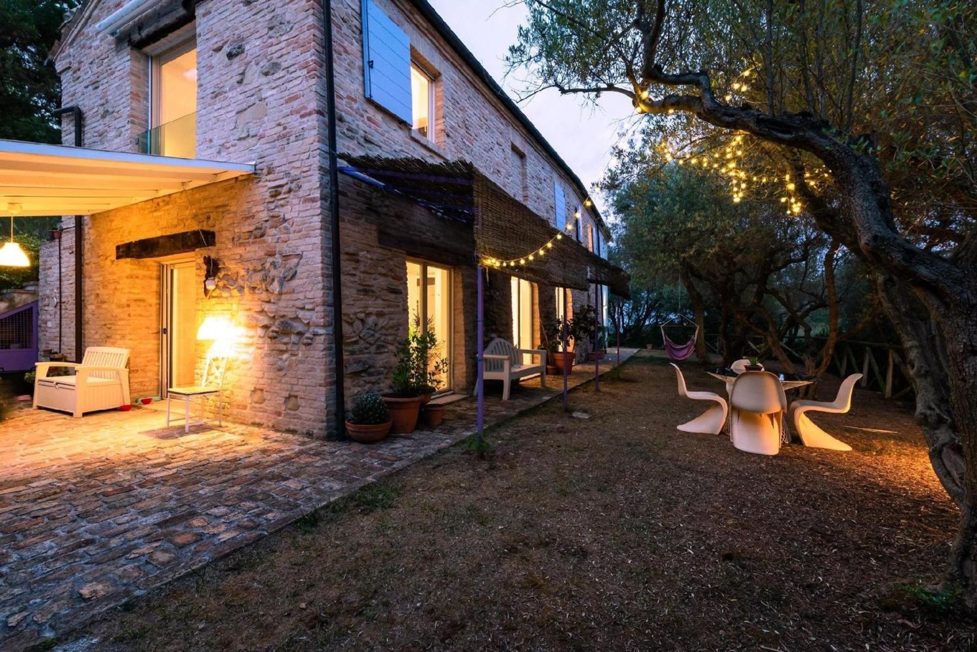 Meernahes Ferienhaus Casa Cantagallo Mit Pool Villa Fermo Exteriör bild