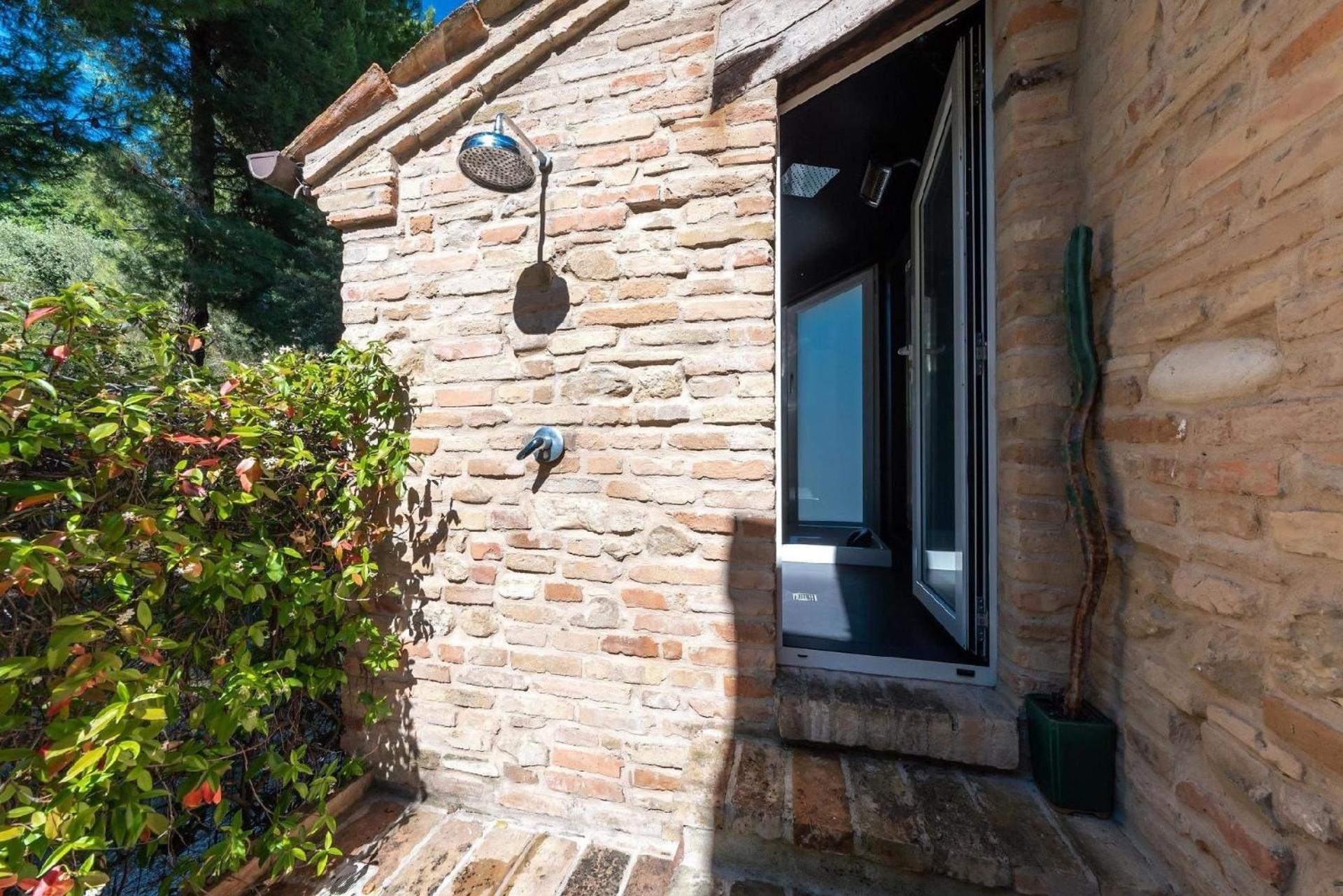 Meernahes Ferienhaus Casa Cantagallo Mit Pool Villa Fermo Exteriör bild