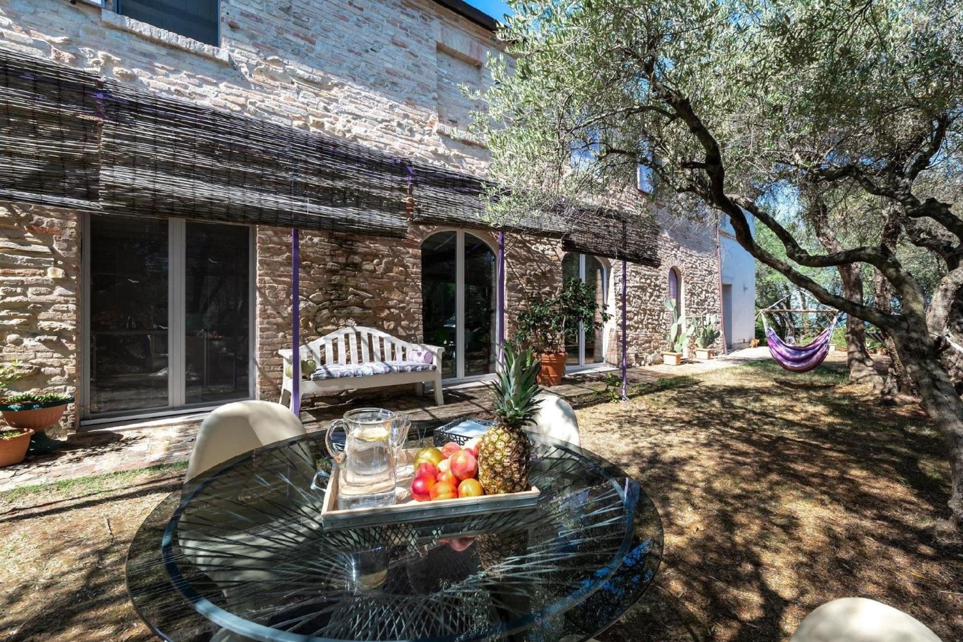 Meernahes Ferienhaus Casa Cantagallo Mit Pool Villa Fermo Exteriör bild